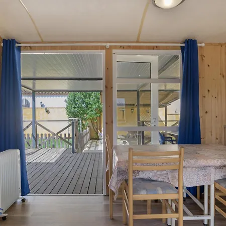 Lantställe Tres Hermanas 2 *